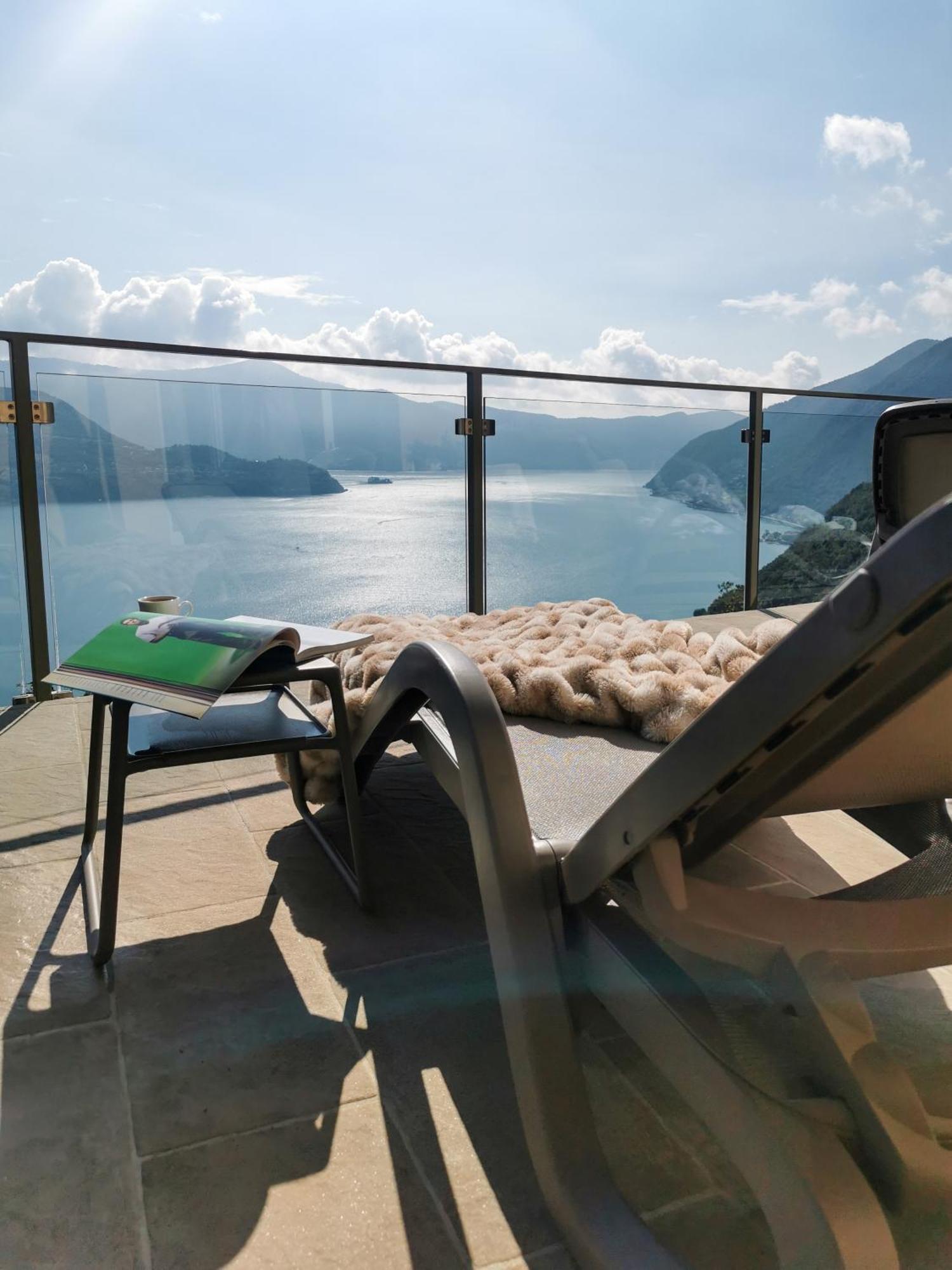 Mia Isola With Lake View, Garden And Swimming Pool Parzanica Экстерьер фото